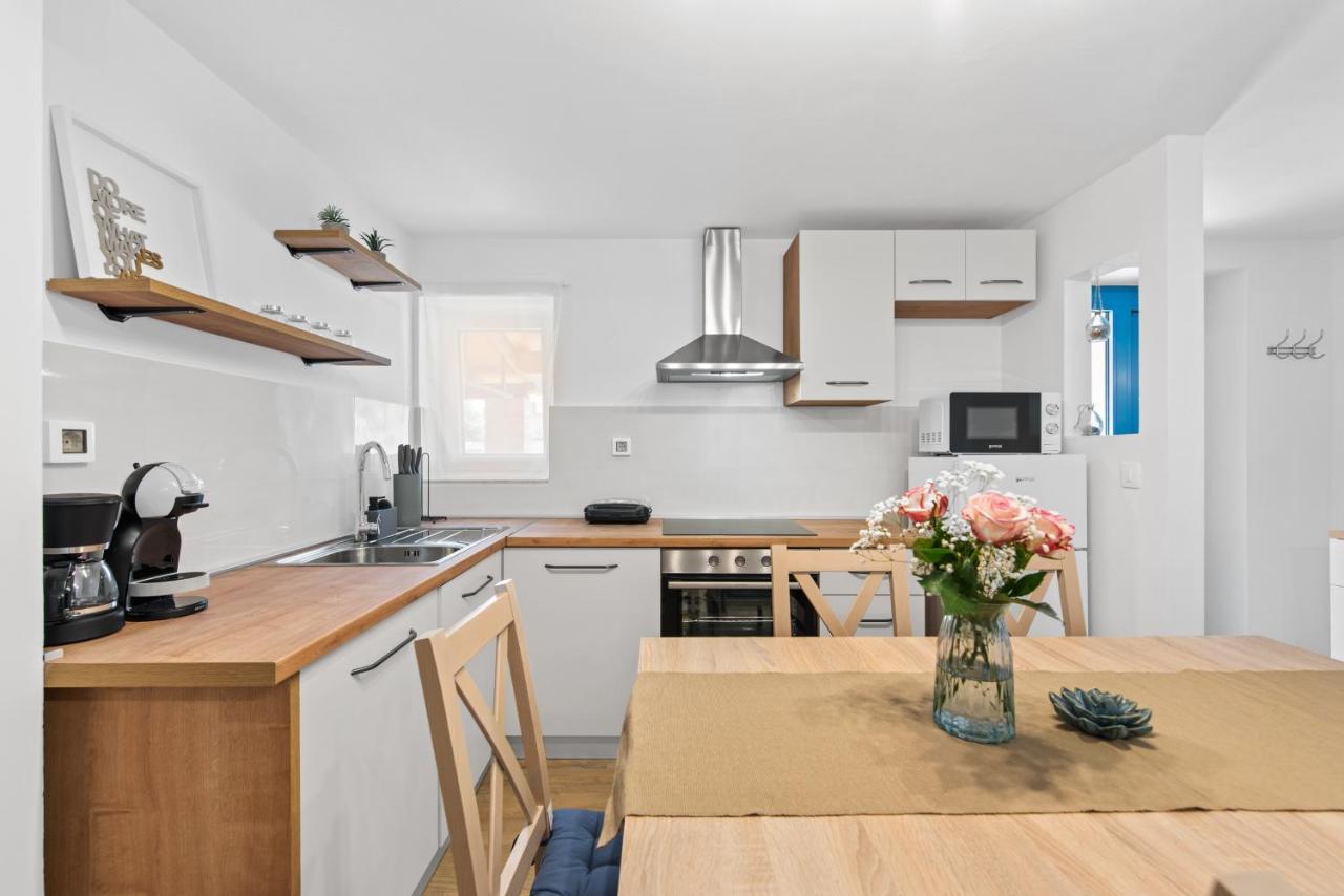 Apartman Zuzic Novigrad  Zewnętrze zdjęcie