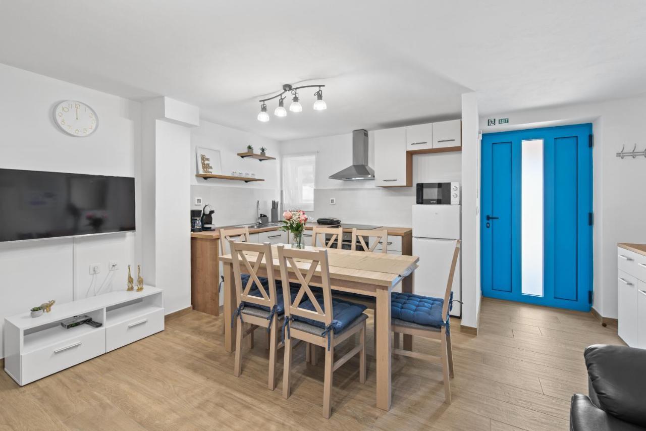 Apartman Zuzic Novigrad  Zewnętrze zdjęcie